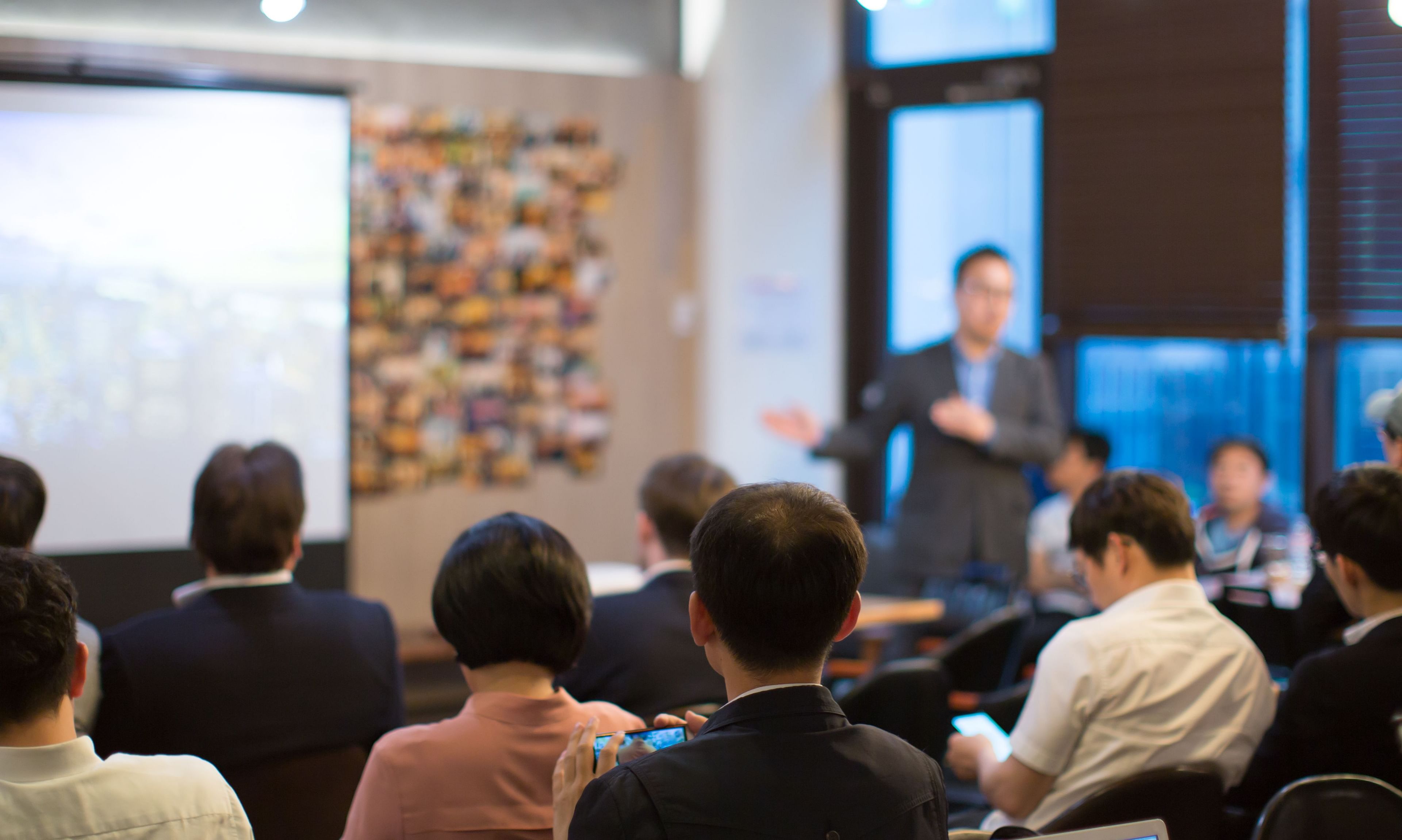 Pursuing a business degree: Finding GMAT scholarships to fund your studies