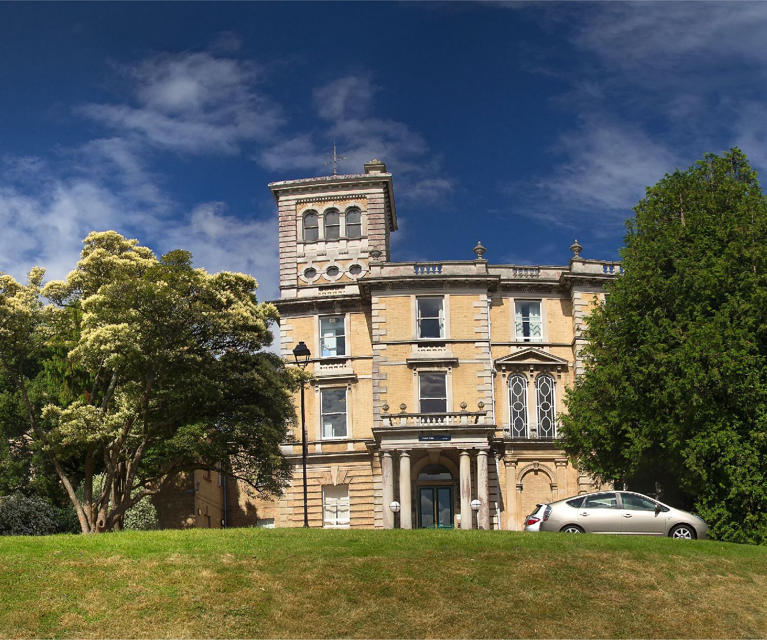 university-banner