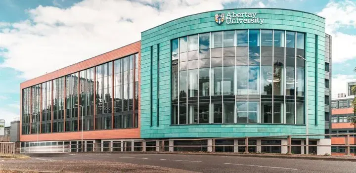 5 reasons to choose Abertay University
