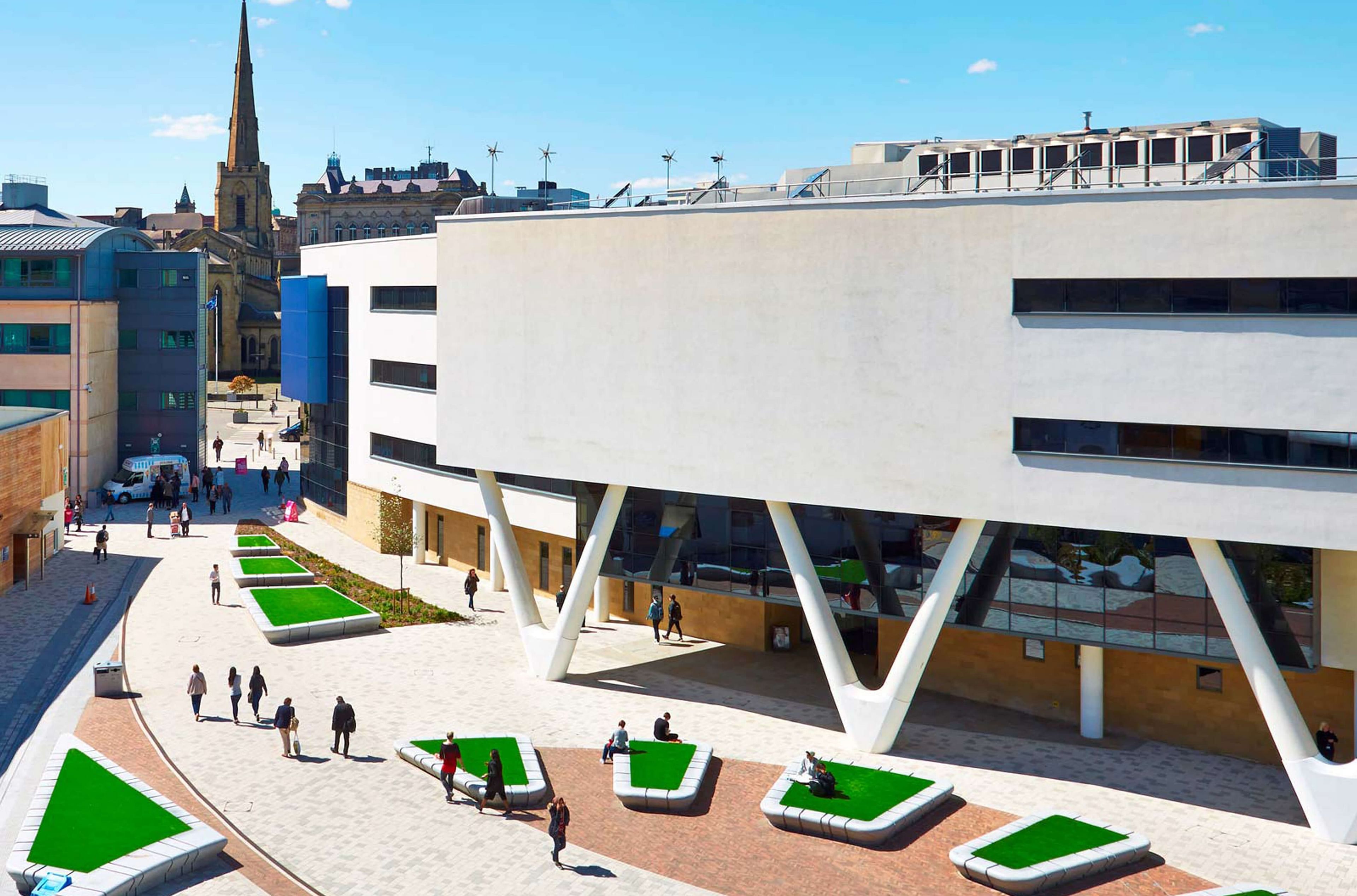 6 reasons the University of Huddersfield is a great place to study