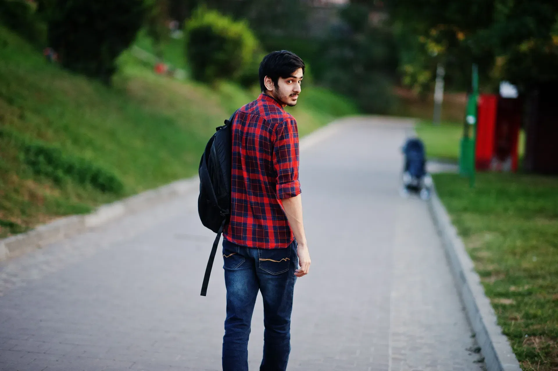 Part-time jobs in the UK for Nepali students: Salary, rules & tips